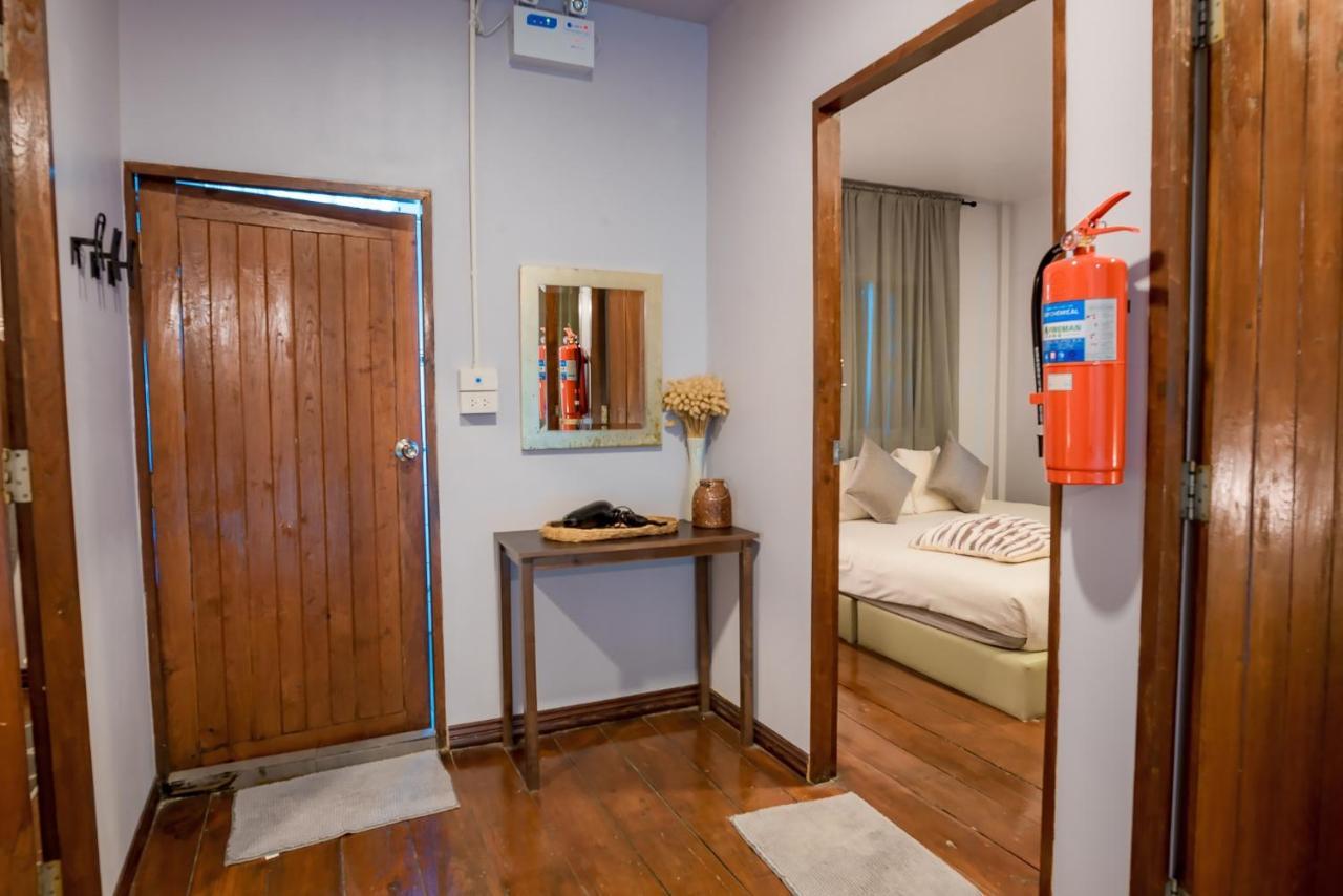 Mini-Me Home, A Cozy Entire House In Old City Chiang Mai Exterior foto